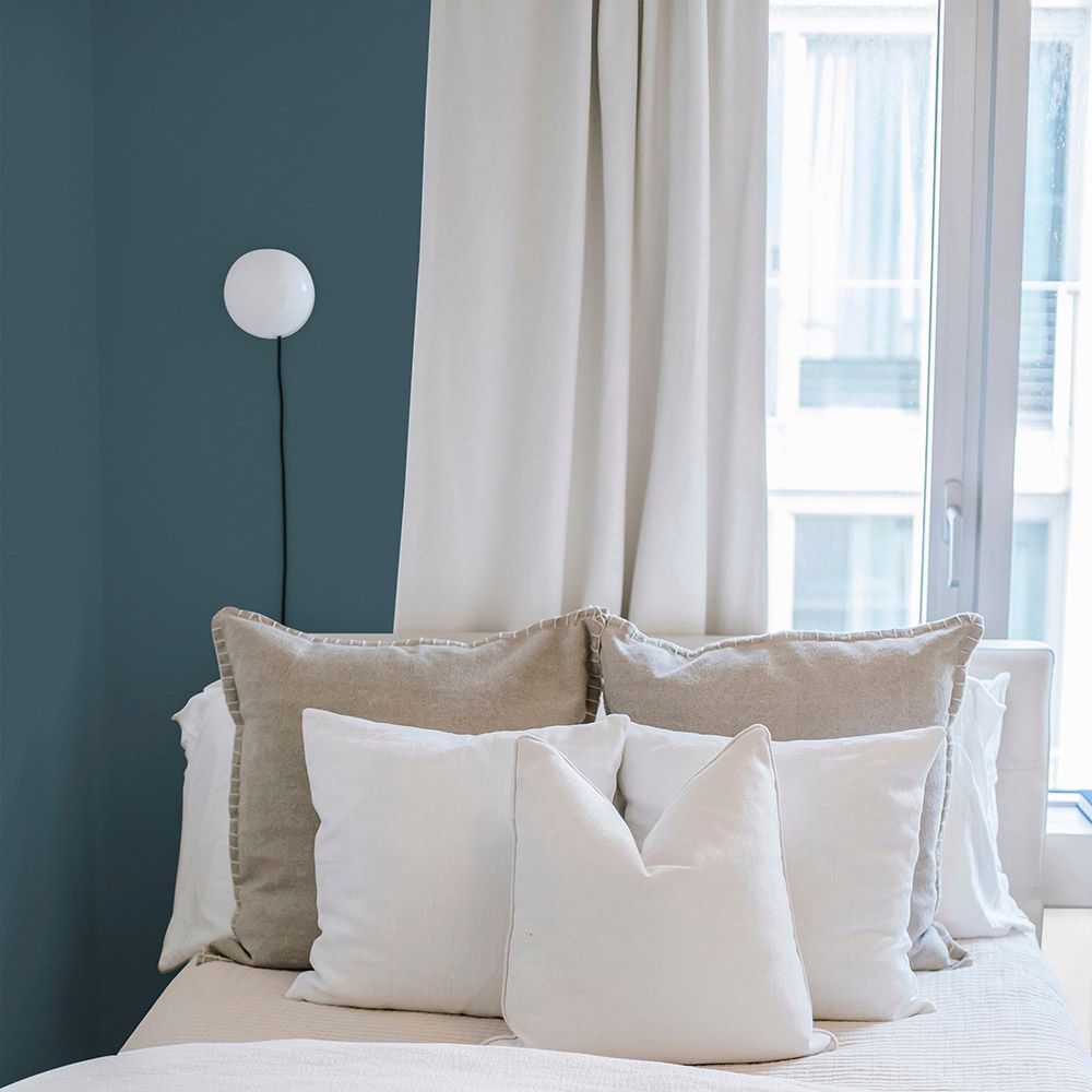 Wing Commander Grey Paint Colour Johnstone's